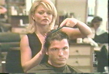 0026 e13  USA male customer in hairsalon 40 sec video for download