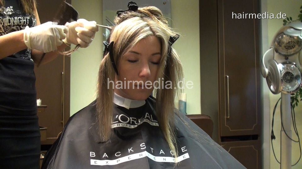 g002 KristinaB 2 ASMR straightening by MelanieGoe