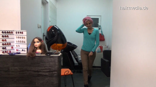 8133 1 Ivana backward shampoo 14 min HD video for download