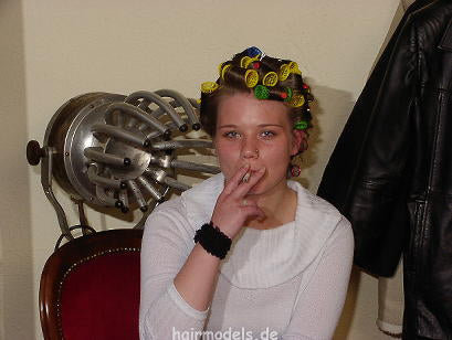 608 Denise shampooing and wet set 30 min video and 100 stills for download