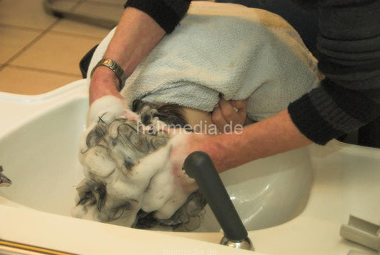6060 03 Darleen(15) forward wash salon shampoo by mature barberette in glasses