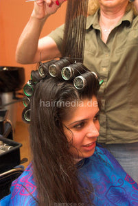 6069 Tayla 3 vintage classic wet set Hannover salon metal rollers and hairnet