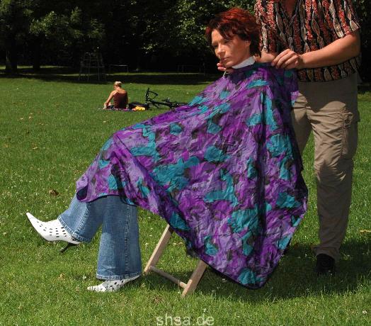 866 Sabine outdoor haircut session event 18 min video and 140 pictures for download