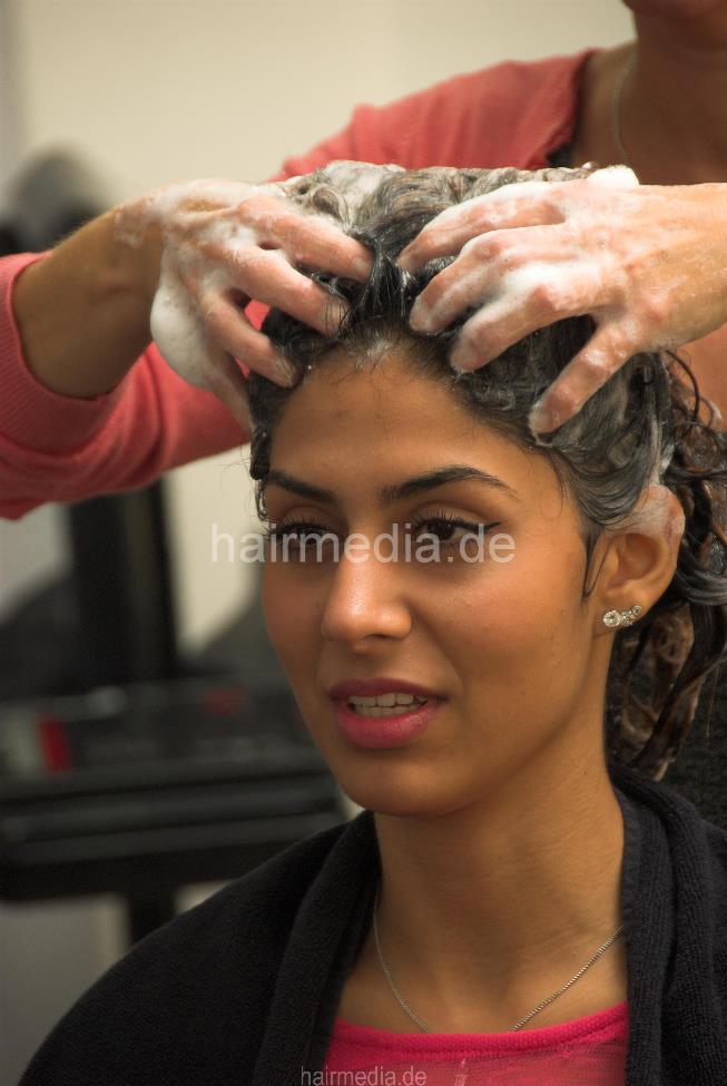 9053 3 Jemila upright hair wash