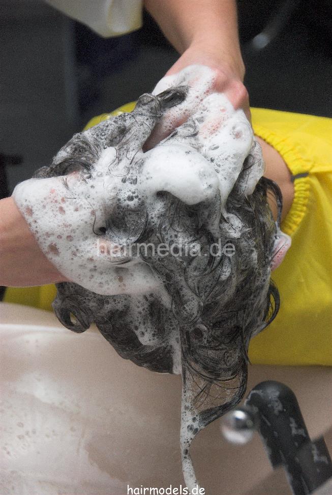 8036 firm hair wash in forward manner bowl
