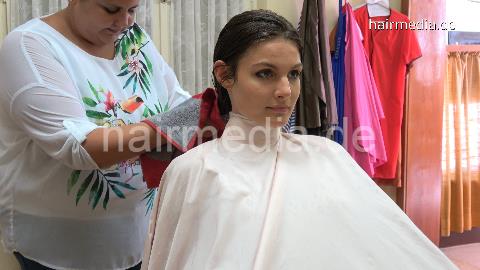 8147 MarieM 2 by DanielaG backward shampooing in hairsalon vintage bowl