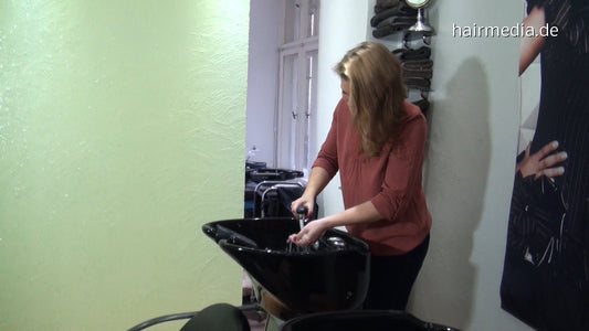 363 MelanieGe 1 selfforward shampoo