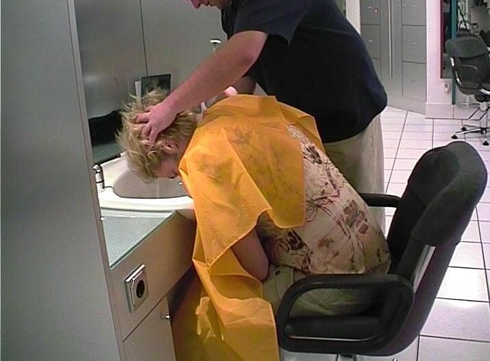 235 Aurel shampooing 19 min video for instant download