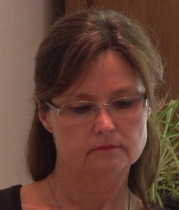 369 Katarzyna backward shampoo by JaninH