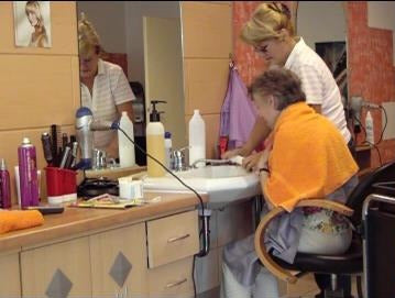 534 Double Forward Shampoo and Perm, 2 Models