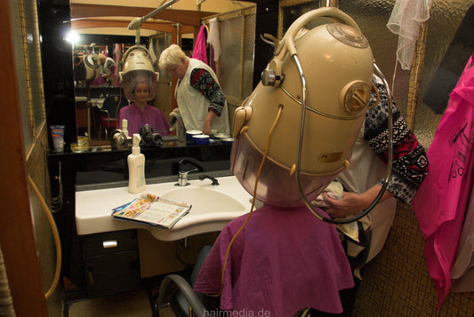 7028 Malwina complete 108 min HD video for download