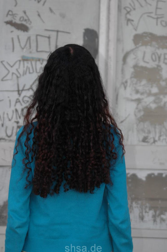 335 Dina scrub by African barberette