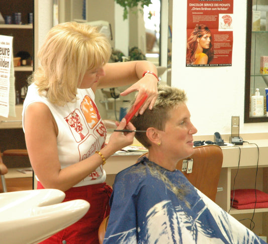 8044 Recklinghausen s0223 buzz drycut blond lady