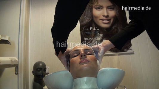 362 rubber cape Magdalena by Maya