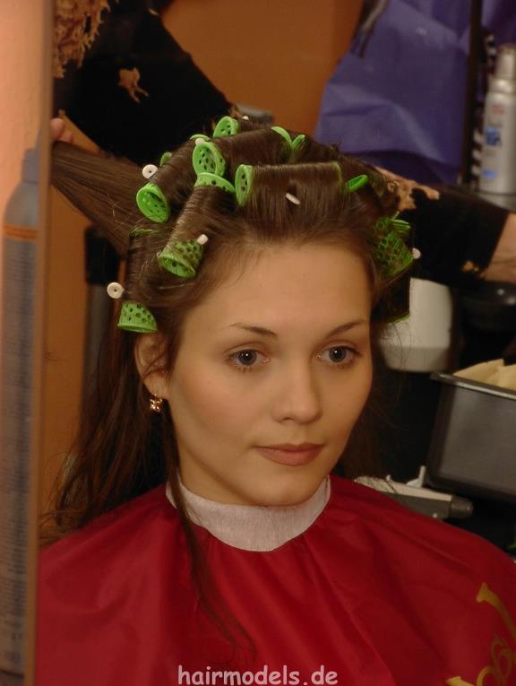 637 NataschaW haircut and wet set 150 pictures for download