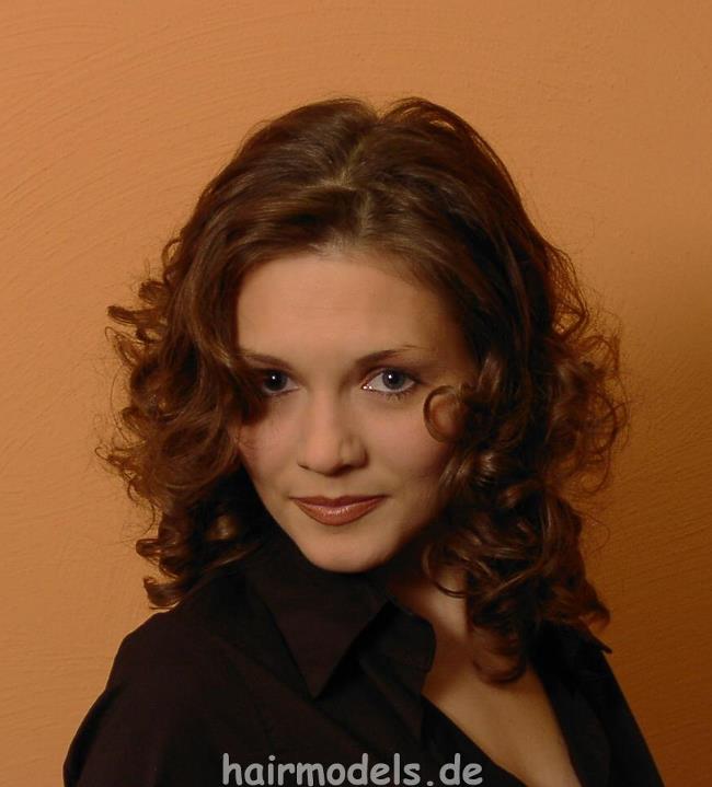 637 NataschaW haircut and wet set 150 pictures for download