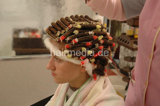 767 Carla complete perm in Kultsalon by apron barberette in permcap