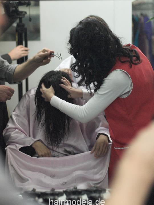 892 Carmen forced haircut and nape shave in german barbershop 240 pictures for download