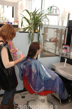 Load image into Gallery viewer, 8015 Emmanuela 2 haircut Kultsalon barberchair