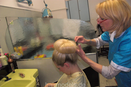 669 Veronika Set and Updo,  TRAILER