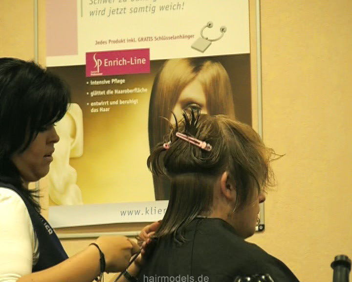 237 male in Zwickau shampoo and haircut 11 min video for download