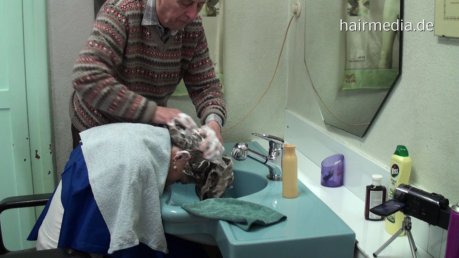 6114 KristinaB Barbershop by really old barber