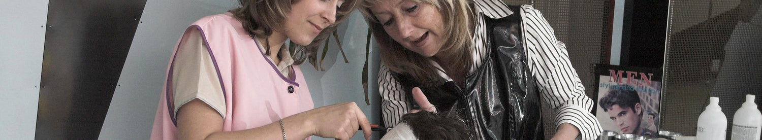 445 Emanuela nape shave and bleaching