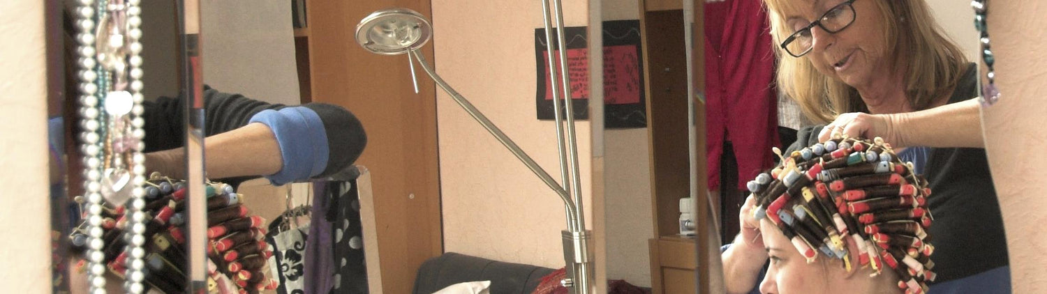 7004 SandraS strong home perm in Kassel by mother-in-law