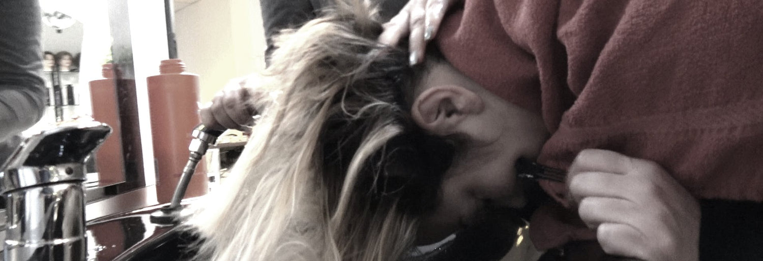 536 Berlin black bowl salon forward shampooing