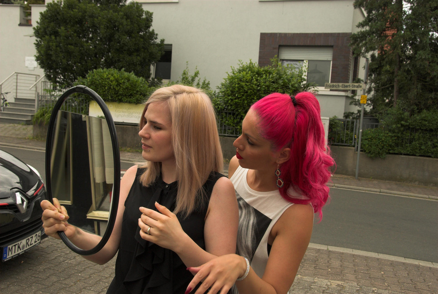 4028 Victoria double coloring torture