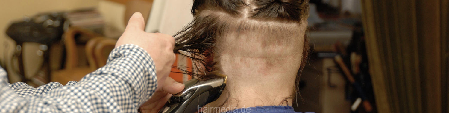 8152 old fashioned barbershop Frankfurt Truckdriver buzzcuts