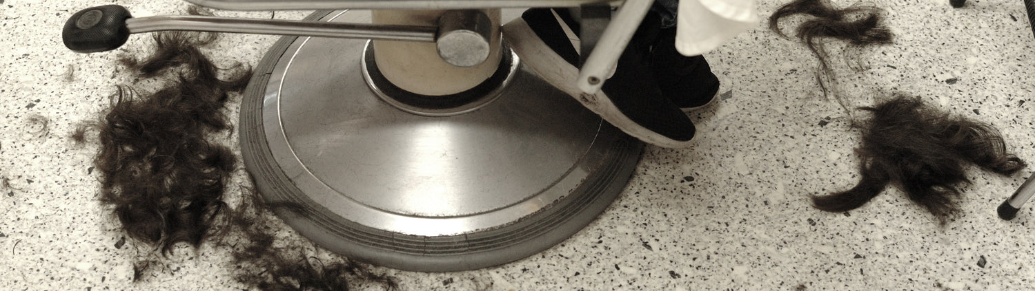 8071 girls in barbershop by barber