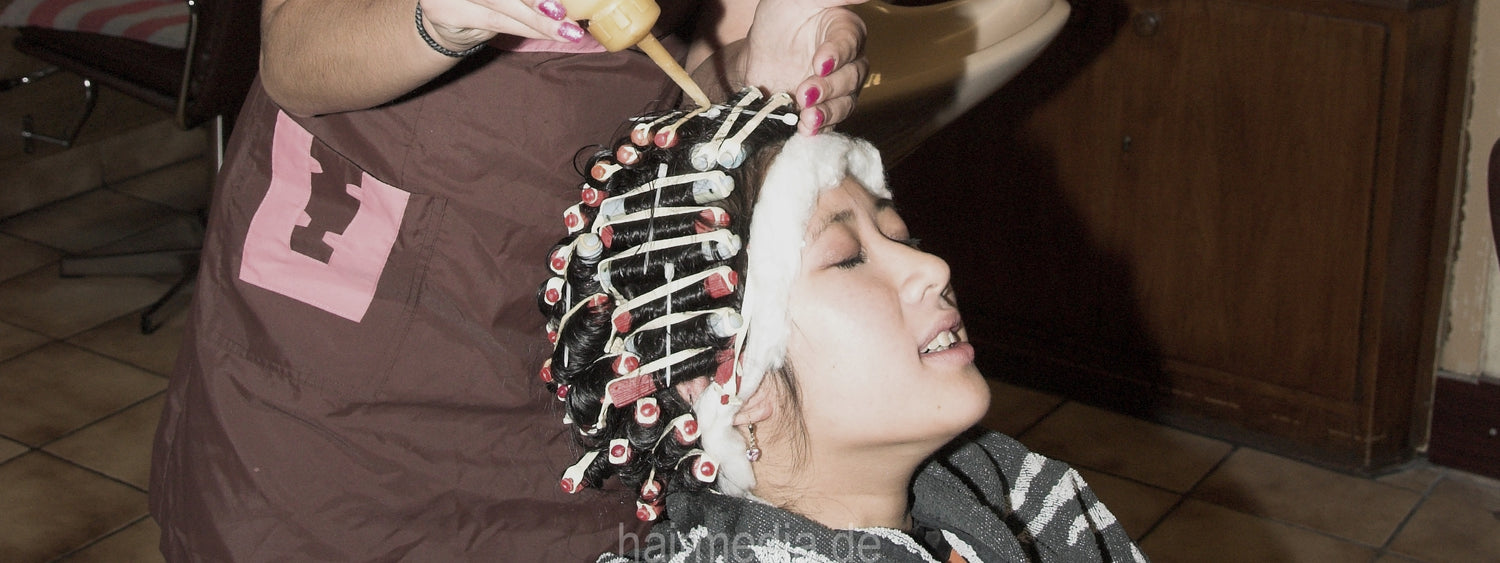 7052 Any teen asian girl Frankfurt perm