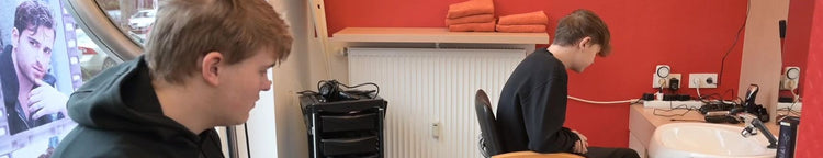 2025 barber Nico Berlin barbershop salon