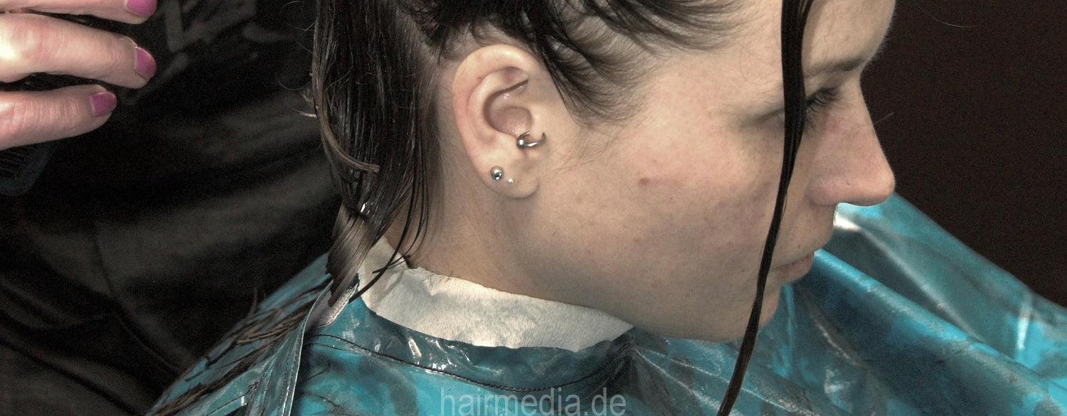 8096 Judith A-Line Bob Nape Buzz