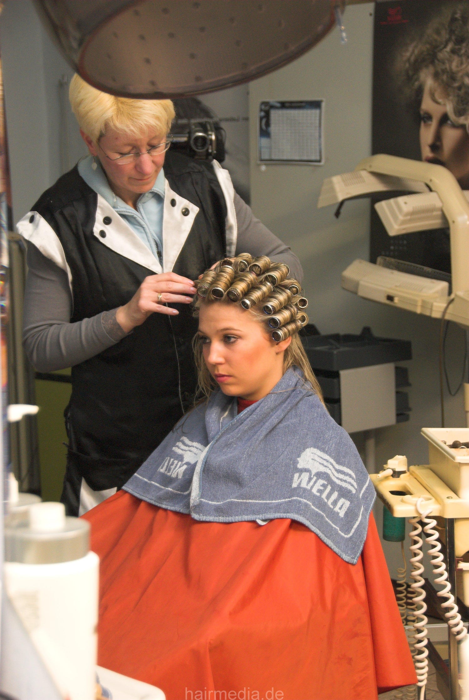 6068 ViktoriaS shampoo and set and teasing