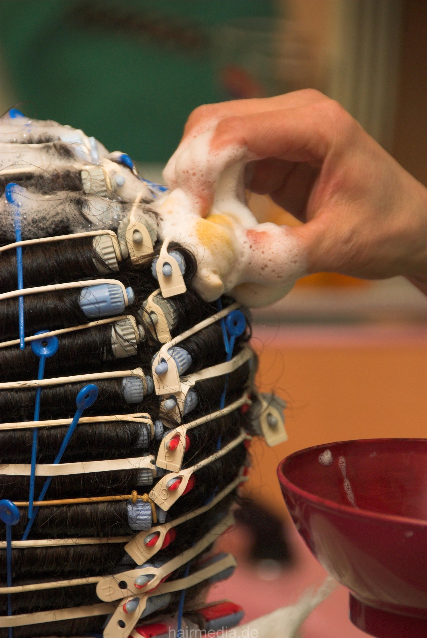 7020 perm day Wuppertal vintage salon mass perm