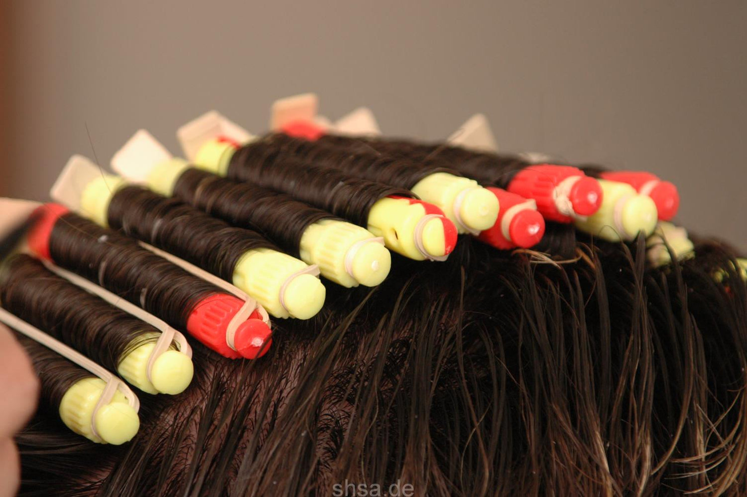 712 Anett Mature Perm and Buzz