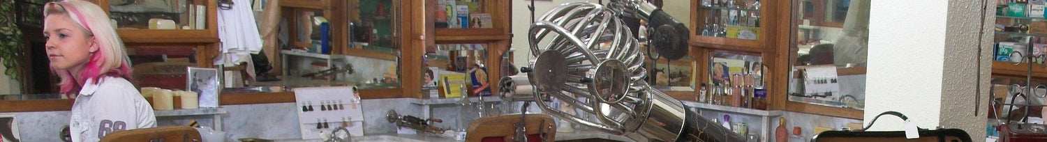 689 Mother&Daughter old fashioned