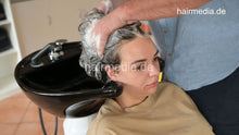 Load image into Gallery viewer, 1203 01 Amira by barber backward salon shampooing