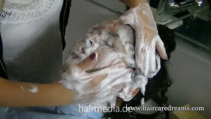 0710 Camera face wash shampoo by Jessy