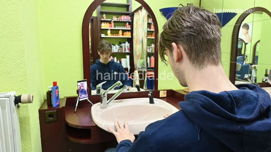 2301 Lars 1 caping and asian shampooing by salonbarber