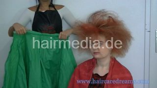 1118 Ismena upright shampooing by Melody in dying apron