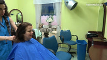 Cargar imagen en el visor de la galería, 1252 Mom by Mahshid 1 dry haircut hair barberette in blue apron