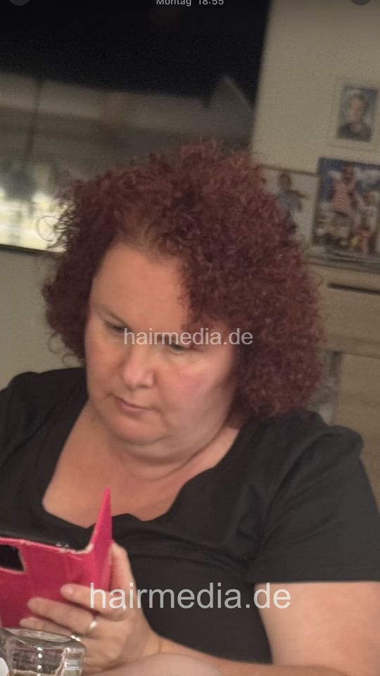 1269 Yvonne and Mike 250811 hairdresser