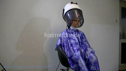 1305 VG rollerset by Melody in apron, multicape, multidryerhood