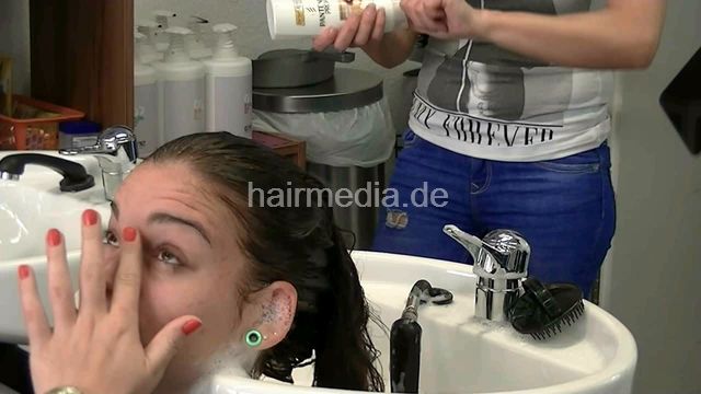 1306 Valle shampoo day Part 2 by Grazia