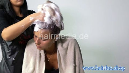 1379 Jana self and chair shampoo by Melody