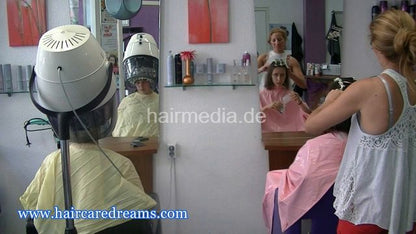 1506 Sof young girl drycut and Dauerwelle perm by Grazia