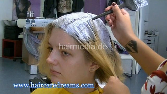 1508 Isarena going blonde by Grazia